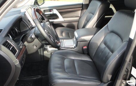 Toyota Land Cruiser 200, 2015 год, 4 950 000 рублей, 18 фотография