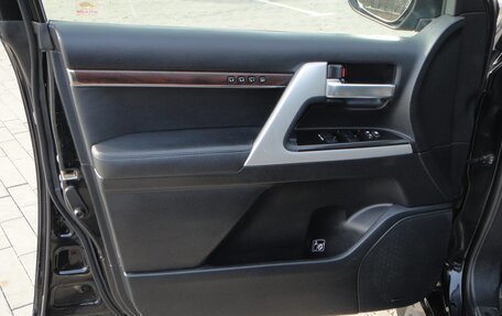Toyota Land Cruiser 200, 2015 год, 4 950 000 рублей, 15 фотография