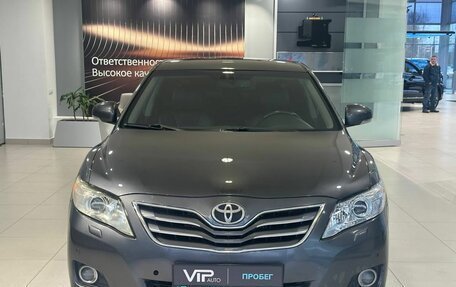 Toyota Camry, 2010 год, 845 000 рублей, 2 фотография