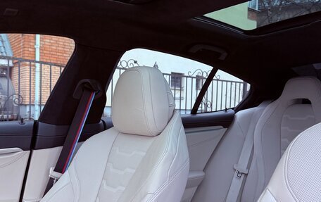 BMW 8 серия, 2020 год, 7 800 000 рублей, 17 фотография