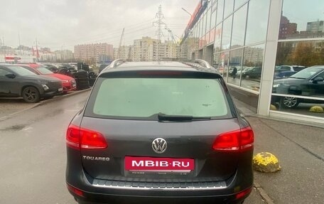 Volkswagen Touareg III, 2014 год, 2 100 000 рублей, 7 фотография