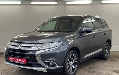 Mitsubishi Outlander III рестайлинг 3, 2018 год, 2 345 000 рублей, 1 фотография