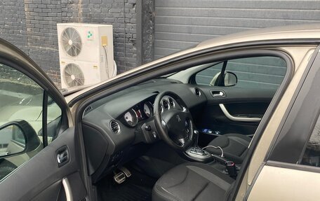 Peugeot 408 I рестайлинг, 2015 год, 850 000 рублей, 16 фотография