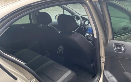 Peugeot 408 I рестайлинг, 2015 год, 850 000 рублей, 19 фотография