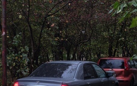 Mazda 323, 2003 год, 330 000 рублей, 1 фотография