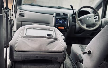 Mazda Premacy III, 2001 год, 380 000 рублей, 18 фотография