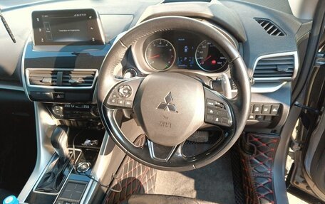 Mitsubishi Eclipse Cross, 2018 год, 2 000 000 рублей, 8 фотография