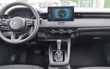 Honda Vezel, 2023 год, 1 640 000 рублей, 16 фотография