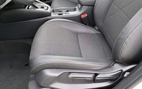 Honda Vezel, 2023 год, 1 640 000 рублей, 21 фотография