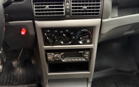 Daewoo Nexia I рестайлинг, 2003 год, 160 000 рублей, 9 фотография