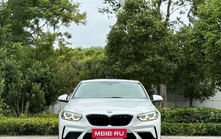 BMW 1 серия, 2022 год, 1 892 000 рублей, 2 фотография