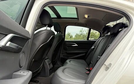 BMW 1 серия, 2022 год, 1 892 000 рублей, 12 фотография