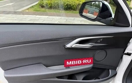 BMW 1 серия, 2022 год, 1 892 000 рублей, 17 фотография