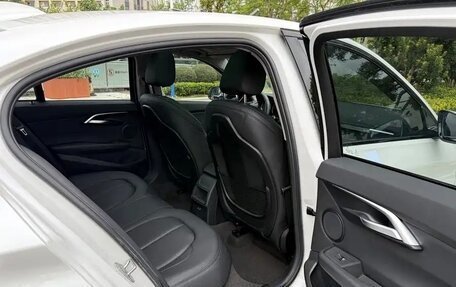 BMW 1 серия, 2022 год, 1 892 000 рублей, 40 фотография