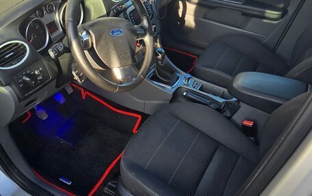 Ford Focus II рестайлинг, 2009 год, 550 000 рублей, 20 фотография