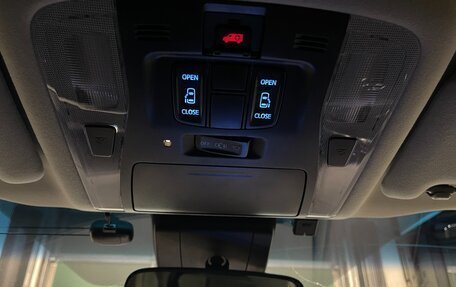 Toyota Alphard III, 2019 год, 4 190 000 рублей, 15 фотография