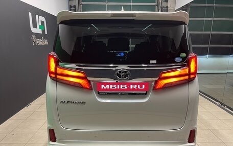 Toyota Alphard III, 2019 год, 4 190 000 рублей, 5 фотография