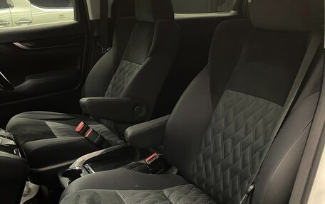 Toyota Alphard III, 2019 год, 4 190 000 рублей, 17 фотография