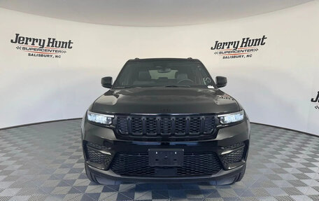 Jeep Grand Cherokee, 2023 год, 10 392 510 рублей, 2 фотография