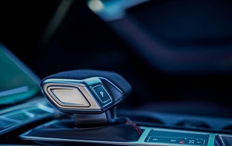 Audi RS 6, 2025 год, 258 933 рублей, 13 фотография