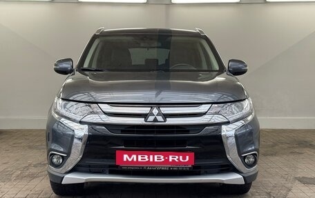 Mitsubishi Outlander III рестайлинг 3, 2018 год, 2 345 000 рублей, 2 фотография