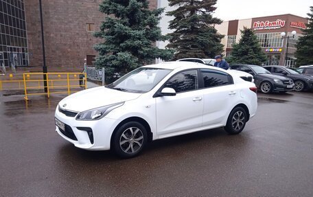 KIA Rio IV, 2017 год, 1 100 000 рублей, 9 фотография