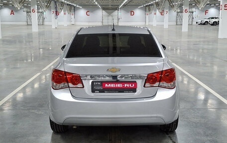 Chevrolet Cruze II, 2011 год, 650 000 рублей, 6 фотография