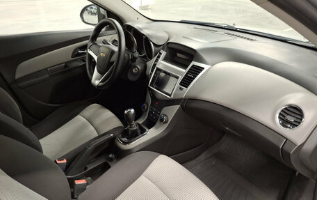 Chevrolet Cruze II, 2011 год, 650 000 рублей, 11 фотография