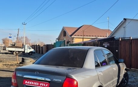 Mazda 323, 2003 год, 330 000 рублей, 4 фотография