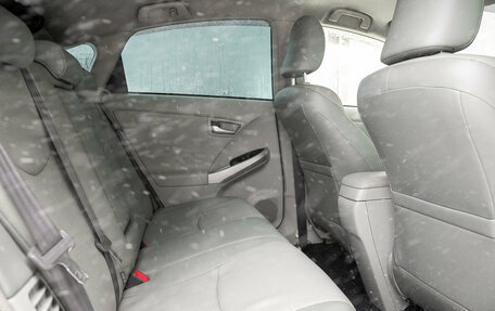 Toyota Prius, 2012 год, 1 335 000 рублей, 13 фотография