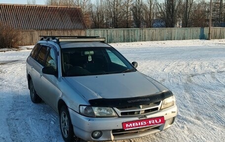 Nissan Wingroad III, 2000 год, 280 000 рублей, 1 фотография