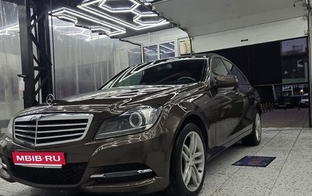 Mercedes-Benz C-Класс, 2012 год, 1 600 000 рублей, 1 фотография