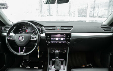 Skoda Superb III рестайлинг, 2018 год, 1 998 000 рублей, 16 фотография