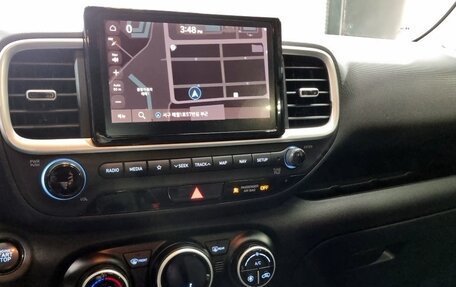 Hyundai Venue I, 2022 год, 2 900 000 рублей, 13 фотография