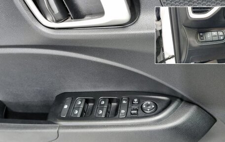 Hyundai Venue I, 2022 год, 2 900 000 рублей, 17 фотография