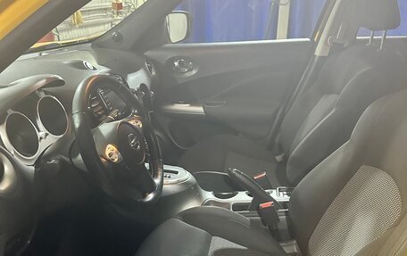 Nissan Juke II, 2014 год, 899 000 рублей, 17 фотография