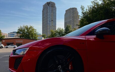 Audi R8, 2019 год, 18 700 000 рублей, 3 фотография