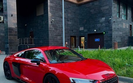 Audi R8, 2019 год, 18 700 000 рублей, 10 фотография