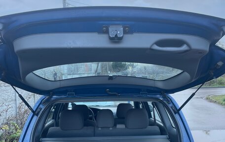 KIA Carens I (RS), 2003 год, 550 000 рублей, 4 фотография