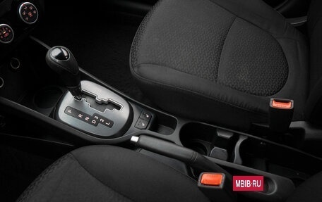 KIA Rio III рестайлинг, 2015 год, 930 000 рублей, 16 фотография