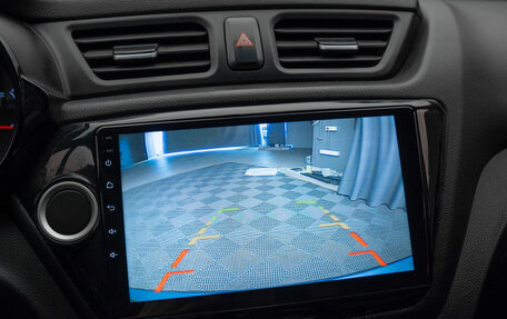 KIA Rio III рестайлинг, 2015 год, 930 000 рублей, 20 фотография