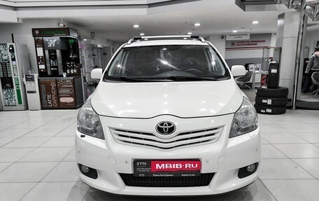 Toyota Verso I, 2012 год, 1 350 000 рублей, 2 фотография