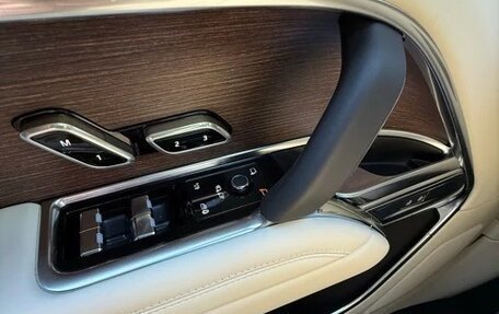 Land Rover Range Rover IV рестайлинг, 2025 год, 20 417 484 рублей, 26 фотография