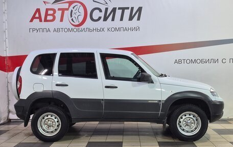 Chevrolet Niva I рестайлинг, 2017 год, 701 000 рублей, 8 фотография