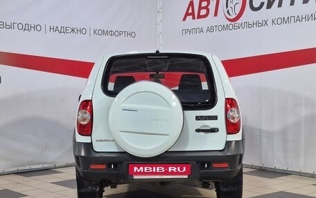 Chevrolet Niva I рестайлинг, 2017 год, 701 000 рублей, 6 фотография