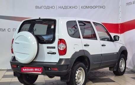 Chevrolet Niva I рестайлинг, 2017 год, 701 000 рублей, 7 фотография