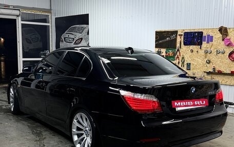 BMW 5 серия, 2006 год, 1 350 000 рублей, 7 фотография