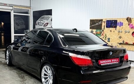 BMW 5 серия, 2006 год, 1 350 000 рублей, 6 фотография