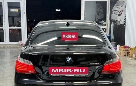 BMW 5 серия, 2006 год, 1 350 000 рублей, 5 фотография