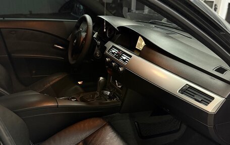 BMW 5 серия, 2006 год, 1 350 000 рублей, 15 фотография